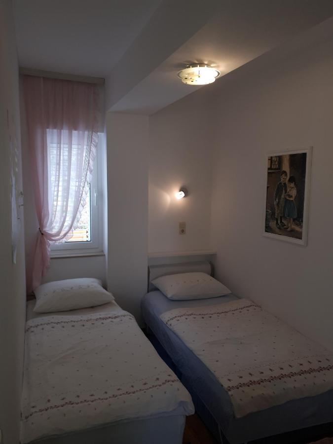 Apartmani Gojevic Vodice Luaran gambar