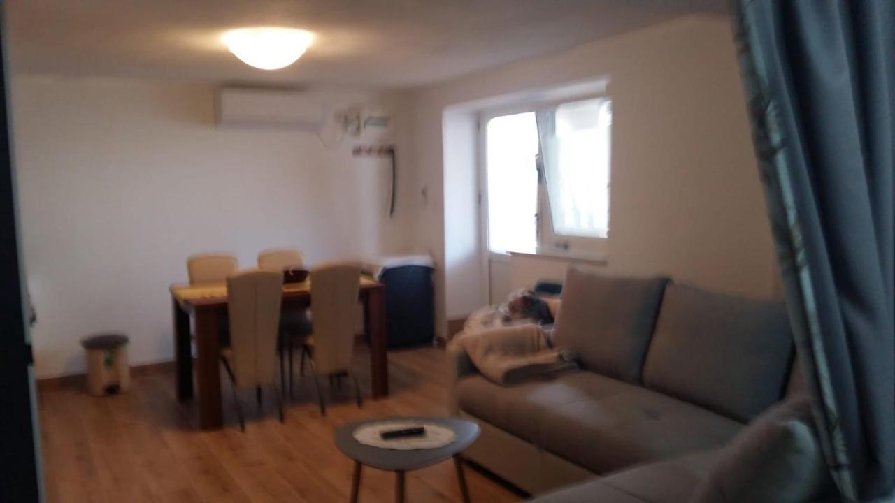Apartmani Gojevic Vodice Luaran gambar
