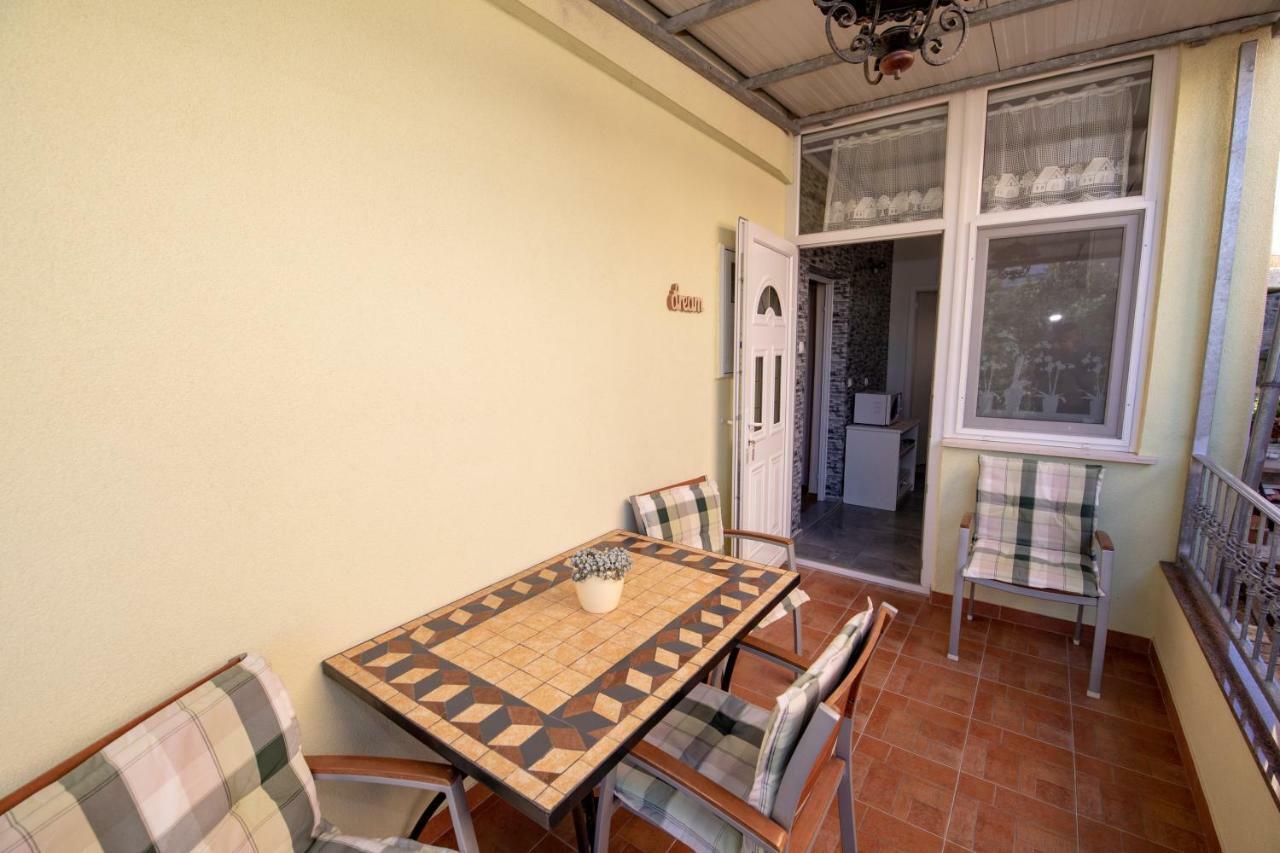 Apartmani Gojevic Vodice Luaran gambar