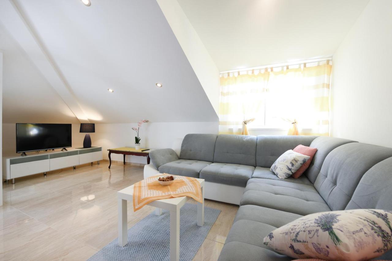 Apartmani Gojevic Vodice Luaran gambar